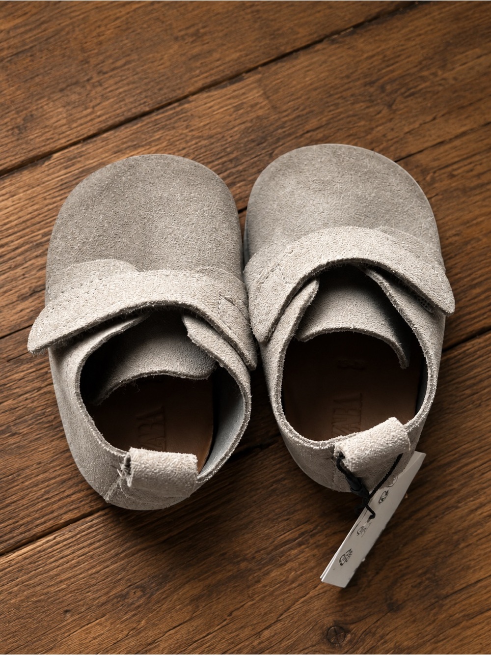 ZARA Kids Leather Chelsea Boots/ shoes
